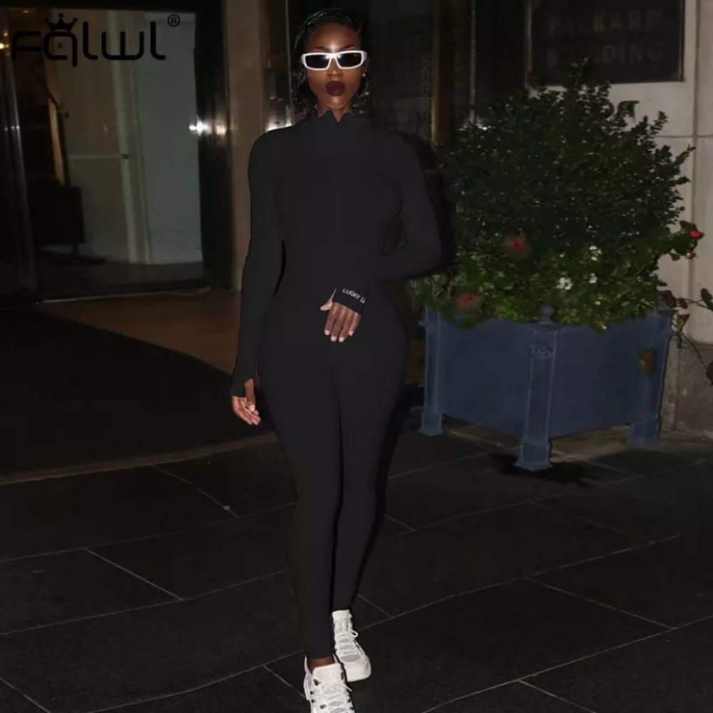 Full black jumpsuit